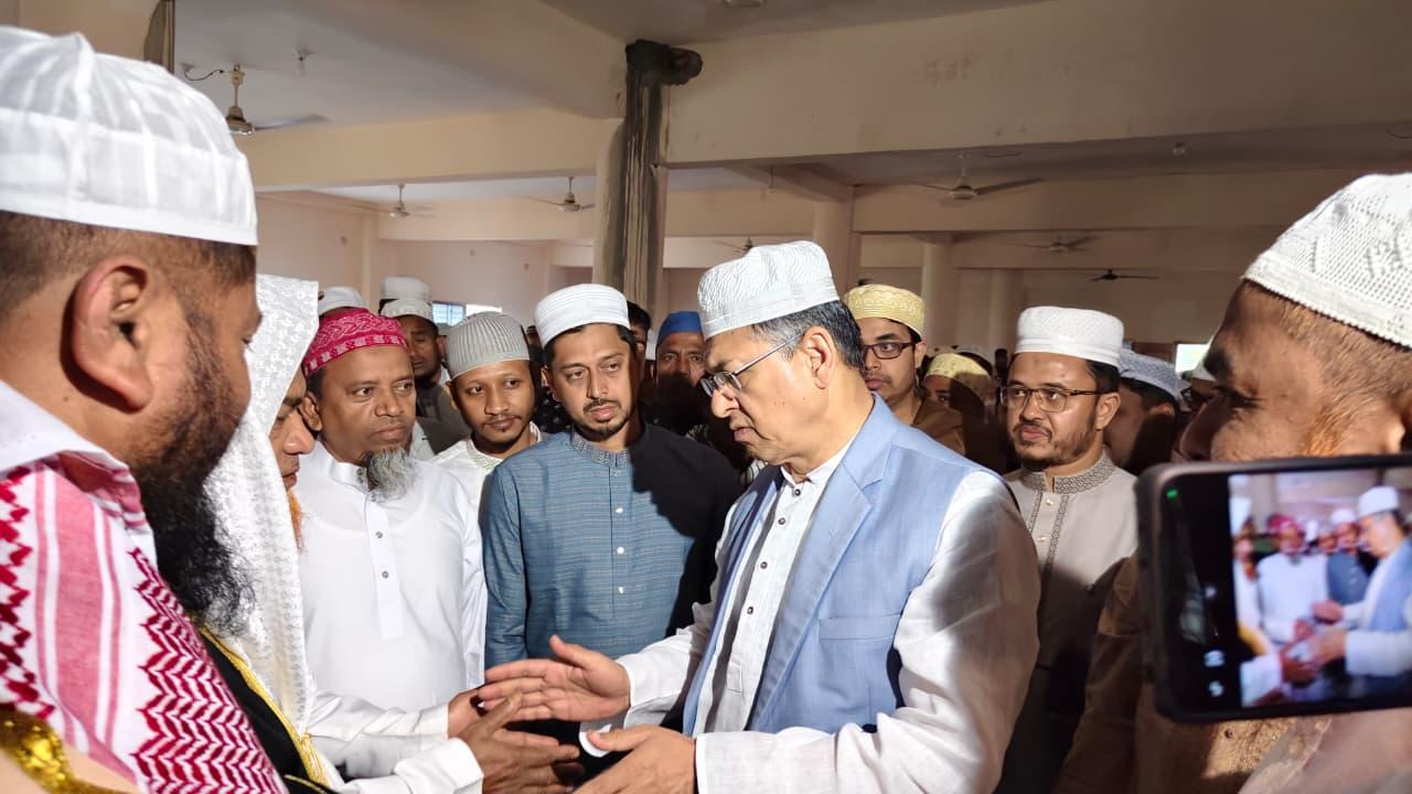 ঐক্যবদ্ধভাবে একসাথে কাজ করে দেশকে আরও এগিয়ে নিয়ে যাই, হোক আজকের প্রকৃত আনন্দ: স্বরাষ্ট্রমন্ত্রী