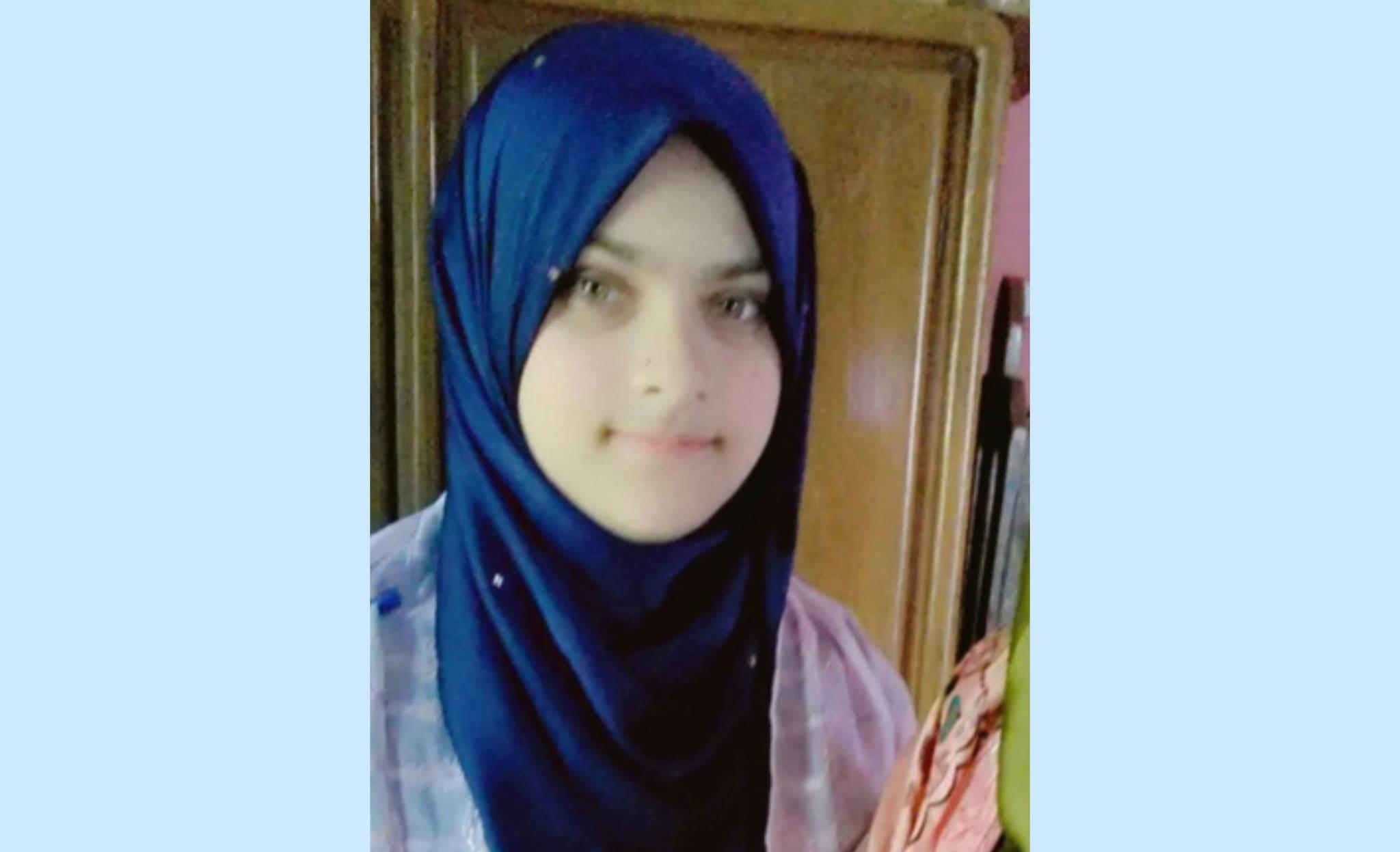 সাতকানিয়ায় ঘরে মিলল প্রবাসীর স্ত্রীর ঝুলন্ত মরদেহ